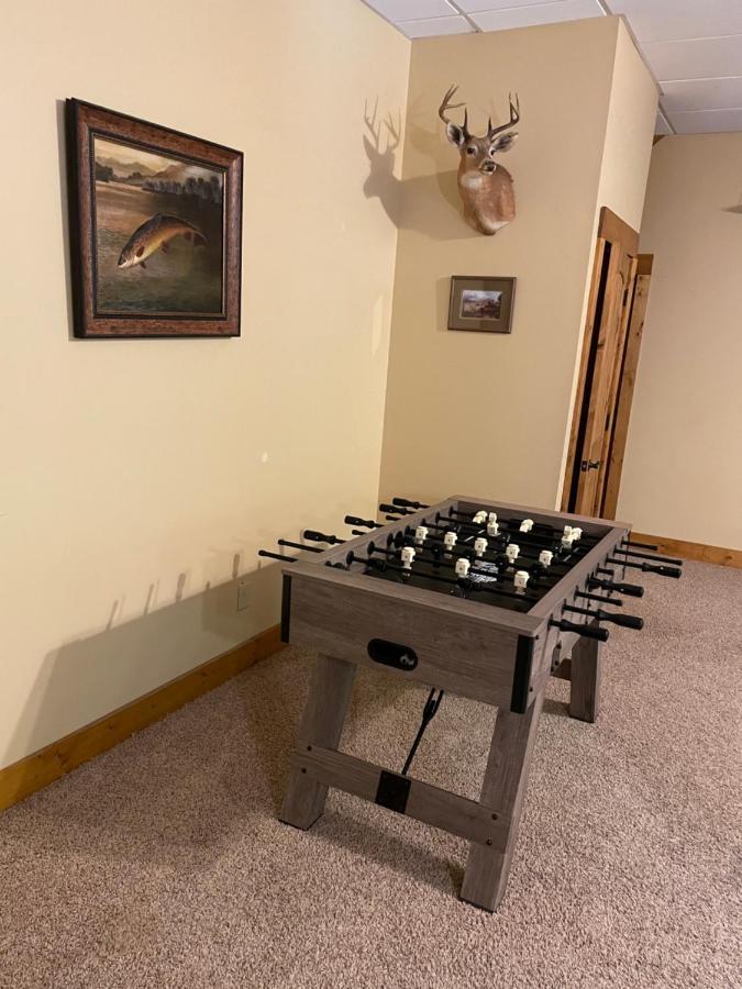 Cozy Creekfront Family Cabin-Pet Friendly -Gamerm-Hot Tub Hiawassee Zewnętrze zdjęcie